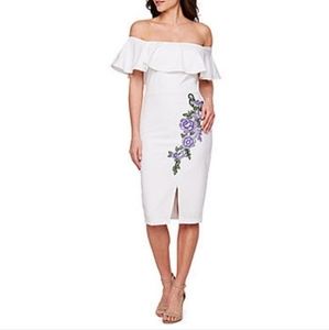 Premier Amour White Off the Shoulders Sheath Dress 4